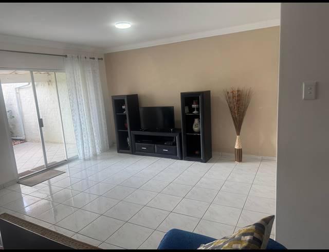 3 BEDROOM DUPLEX TO LET IN UMHLANGA CENTRAL
